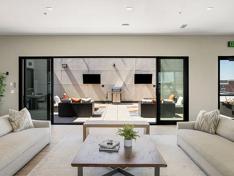 The Flats on Archer - Ask About Our Move-In Specials! — Photo 45