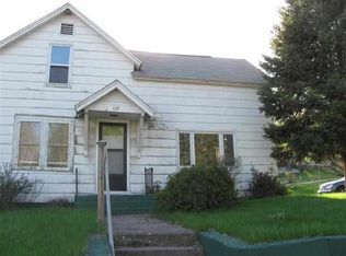 117 Roosevelt Rd, Niagara, WI 54151