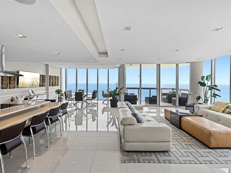 6899 Collins Ave #2708 — Photo 7