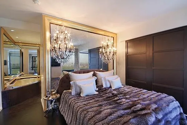 Sold by Corcoran | media 18