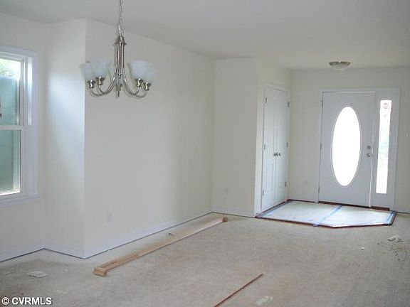 5th image of 601 W 16th St