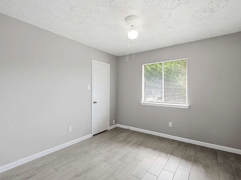 3611 Macon Place Ct — Photo 18