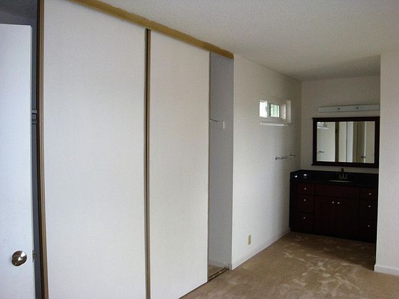 5th image of 115 Del Prado Dr