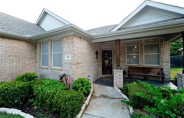 1st image of 1821 Glen Aerie Ln