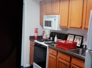 9225 Pine Rd, Philadelphia, PA 19115