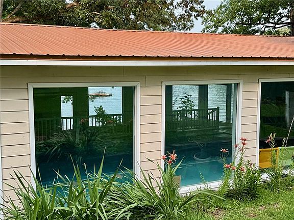 5th image of 486 Lee Road 348