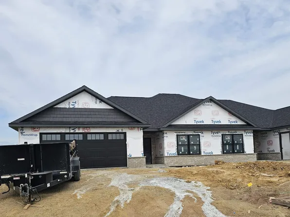 239 Gavin Cir, Peosta, IA 52068