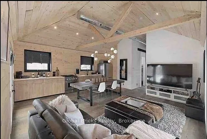 2 bed, $2,400 — Photo 4