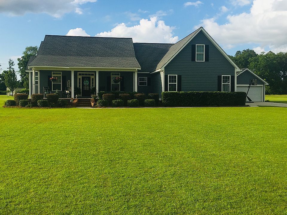 1st image of 34 White Pond Cir