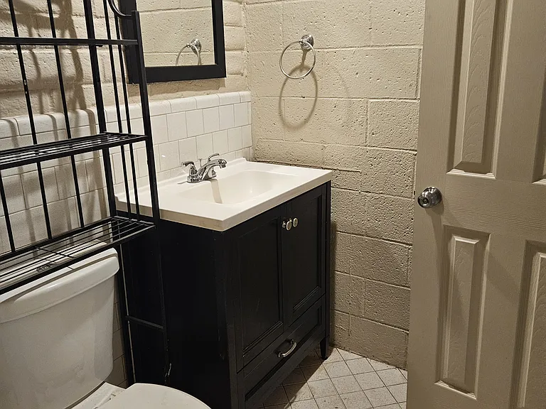 801 S Espina St #2 — Photo 10