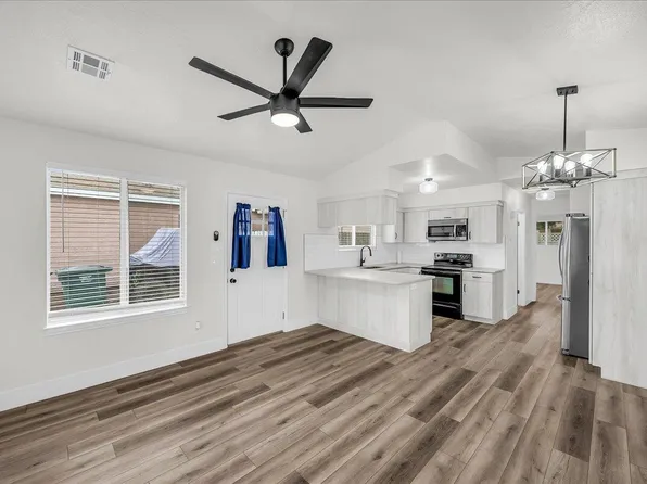 4400 W State St #149A, Hurricane, UT 84737