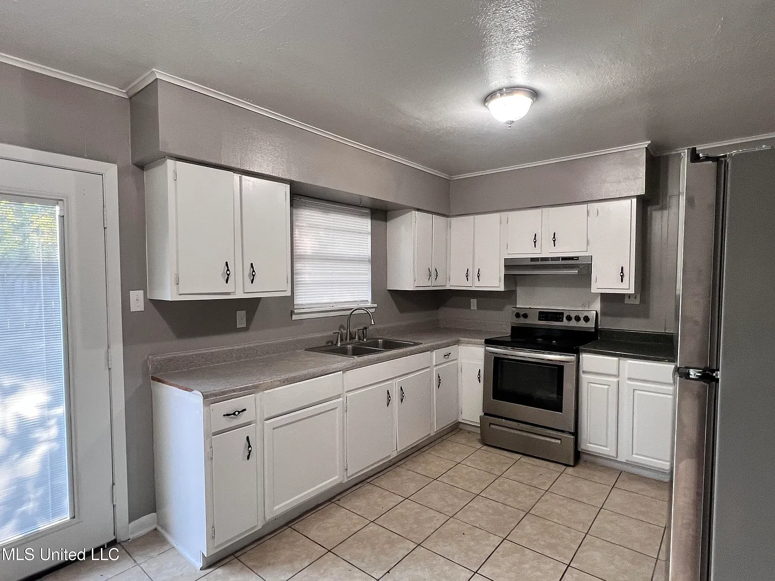 4 bed, 2.0 bath, 1485 sqft, $1,650 — Photo 4
