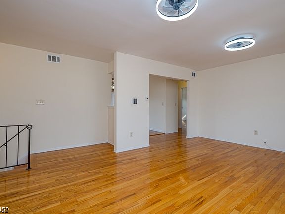 3rd image of 161 Evergreen Rd BLDG 161 #12B