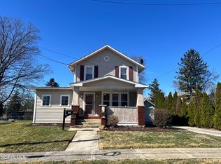 135 Mechanic St, Clyde, OH 43410