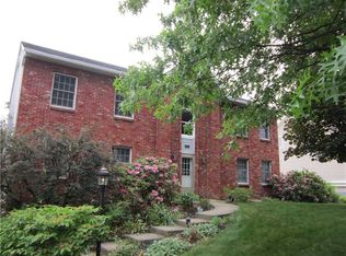 425 Worthington Dr, Mars, PA 16046