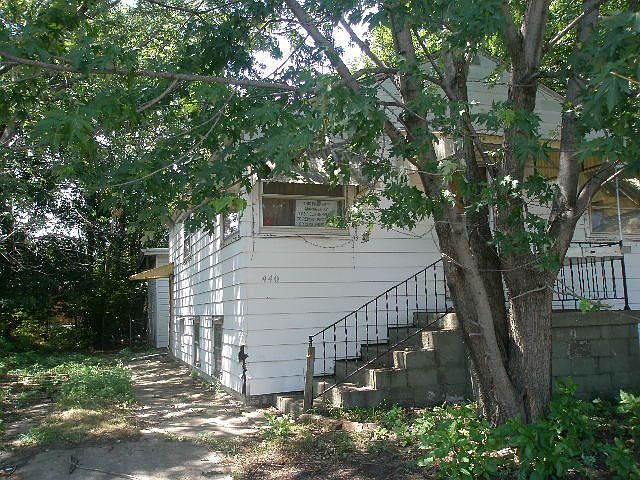 1st image of 440 Hirsch Ave