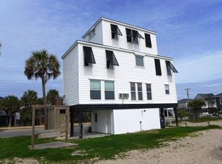 302 Palmetto Blvd, Edisto Island, SC 29438