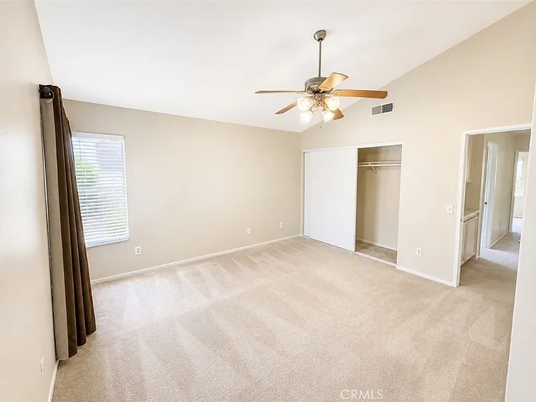 39300 Medina Ct — Photo 5