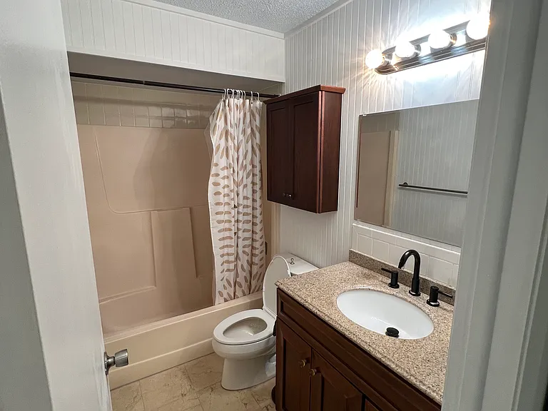 18812 Matanzas Rd #UPPER FLAT — Photo 10