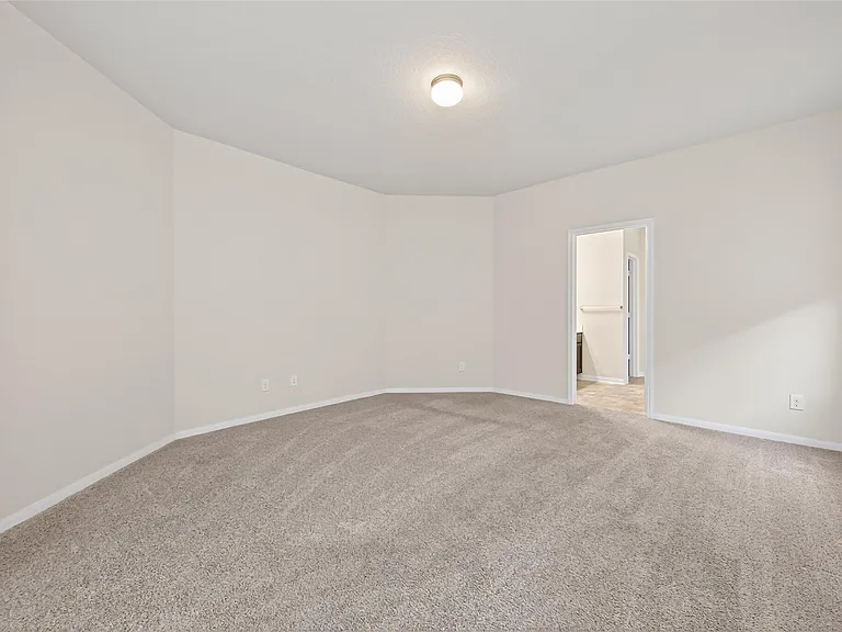 11343 Rossum Creek Dr — Photo 13