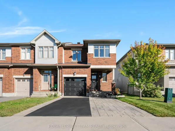 716 Brian Good Ave, Ottawa, ON K4M 0C1
