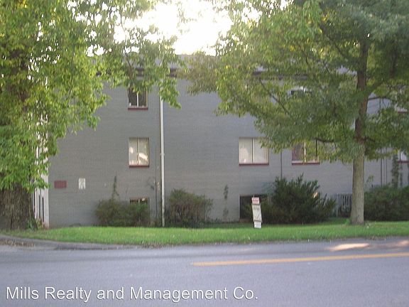 2nd image of 1435 N Columbus St APT A21