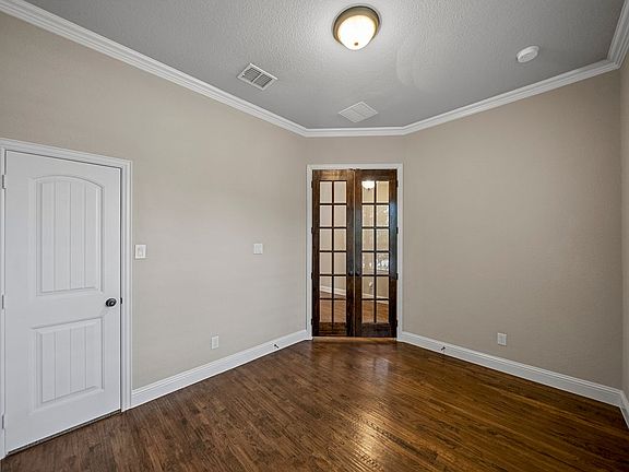 5th image of 971 Sagebrush Dr