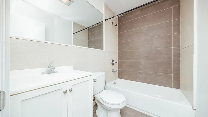 Rented by Nooklyn NYC LLC | media 9