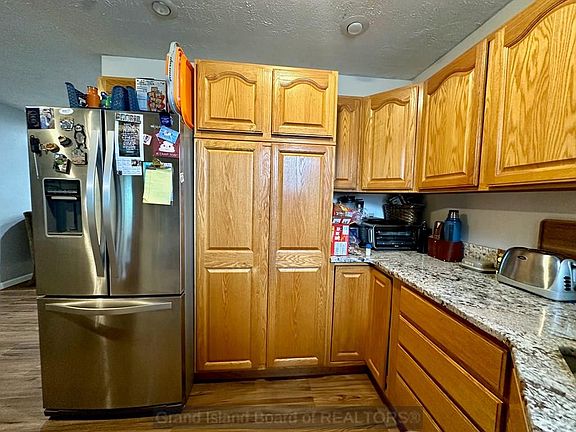 4th image of 2925 Westside St