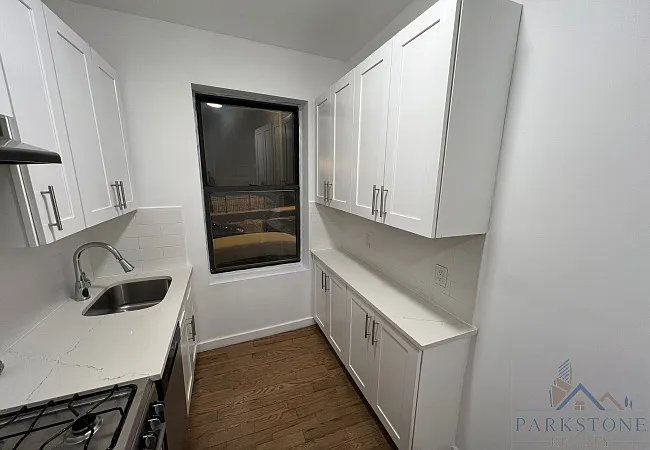 637 Bergen Ave #17 — Photo 3