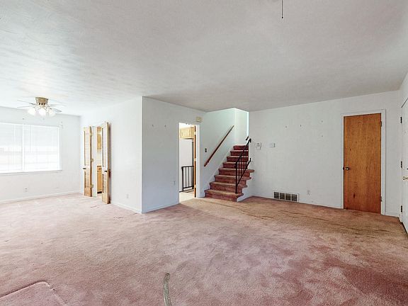 2nd image of 3846 Paula Dr