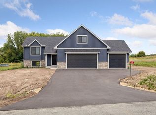 729 163rd St, Hammond, WI 54015