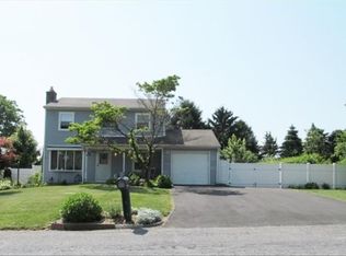 437 Blue Ridge Dr, Nazareth, PA 18064