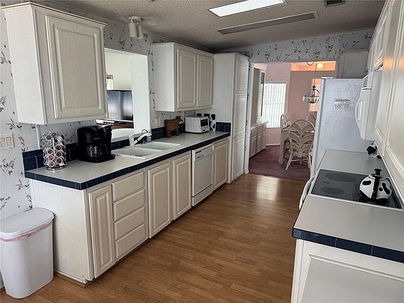 3rd image of 1001 Starkey Rd Lot 663