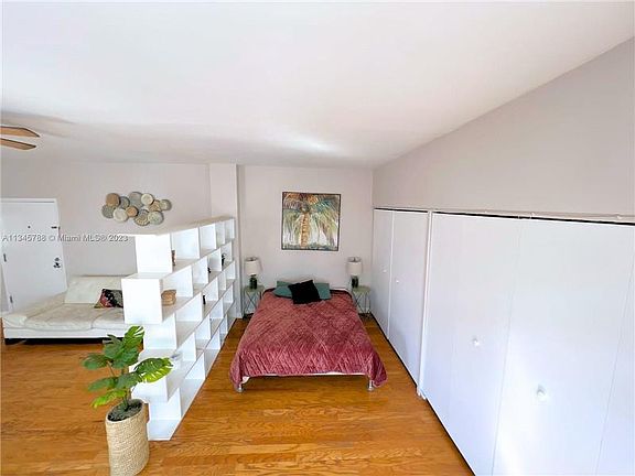 4th image of 1200 Euclid Ave APT 303