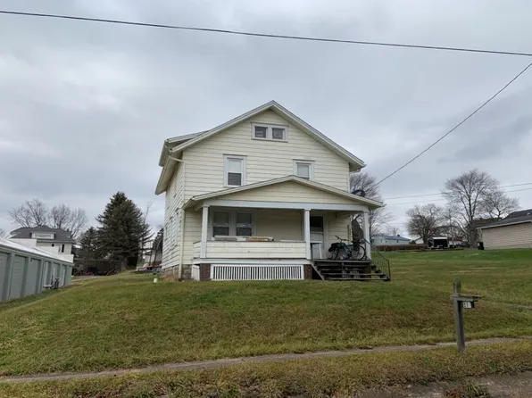 816 Old Zelienople Rd, Ellwood City, PA 16117