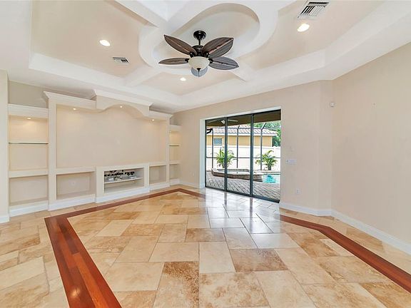5th image of 5624 Aaron Ct