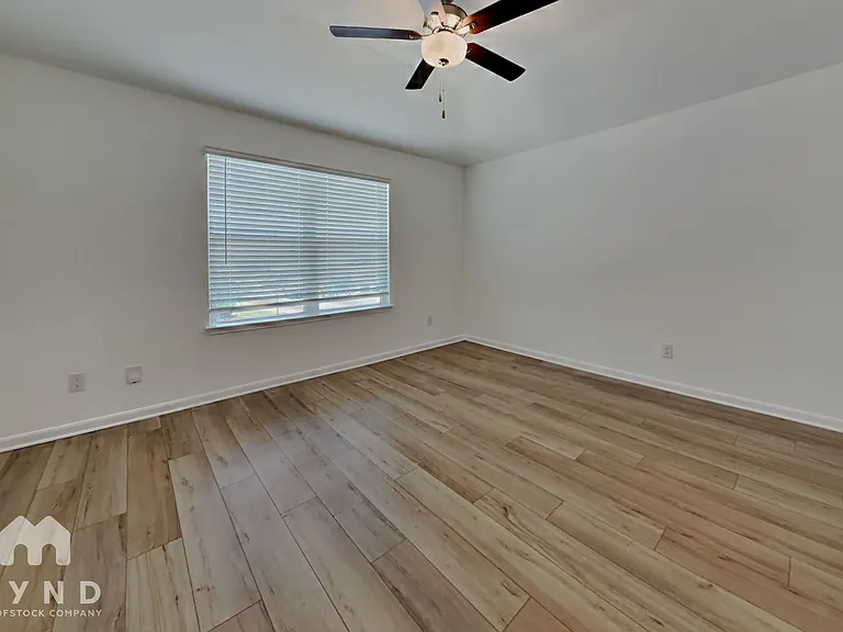 10845 Quinn Ct — Photo 6