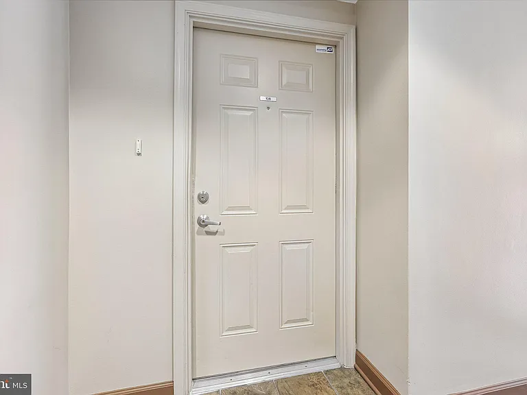 2627 Adams Mill Rd NW #108 — Photo 33