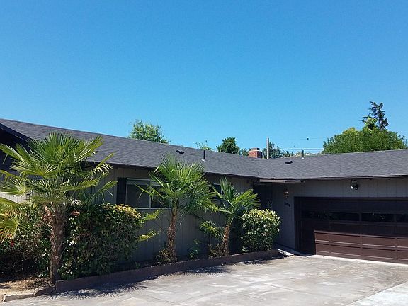 2nd image of 2082 Palos Verdes Dr