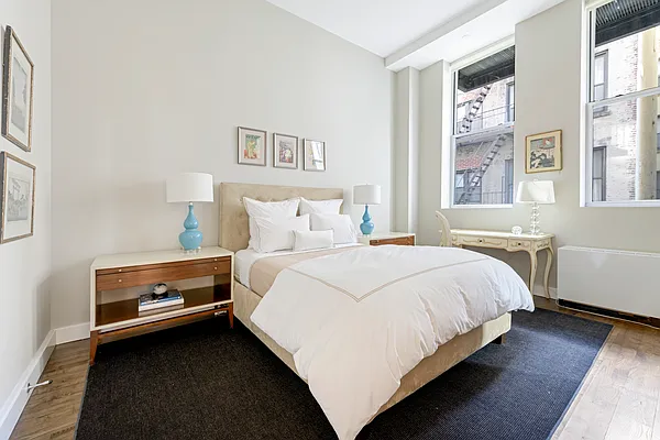Sold by Compass | media 6