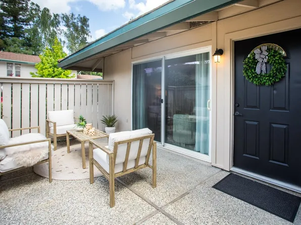 301 Roundtree Court, Sacramento, CA 95831
