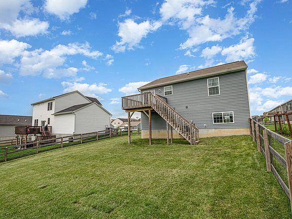 2nd image of 1168 Gemstone Pointe Dr