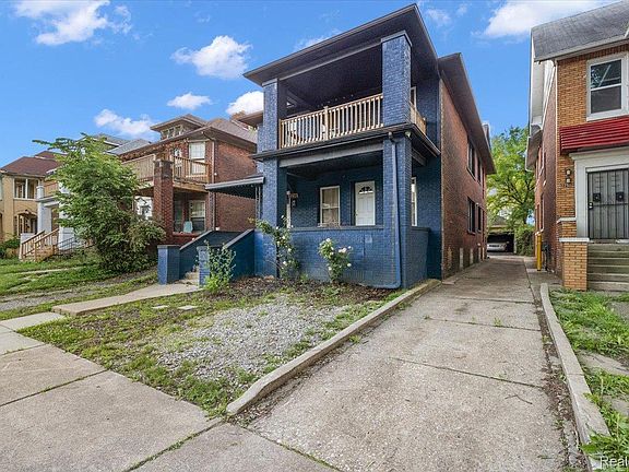 2nd image of 2256 W Philadelphia St