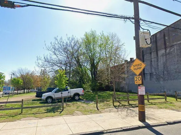 2851 N 12th St, Philadelphia, PA 19133