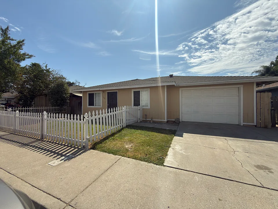 124 Colony Ln