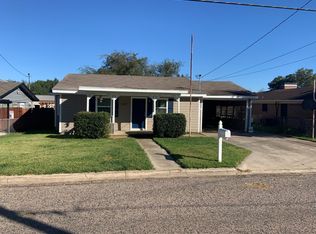 307 W Hall St, Whitesboro, TX 76273