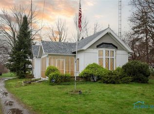 9960 S River Rd, Waterville, OH 43566