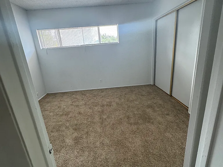 743 Fairview Ave #B — Photo 5