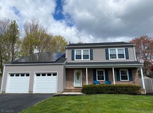 10 Dumont Round, Hillsborough, NJ 08844